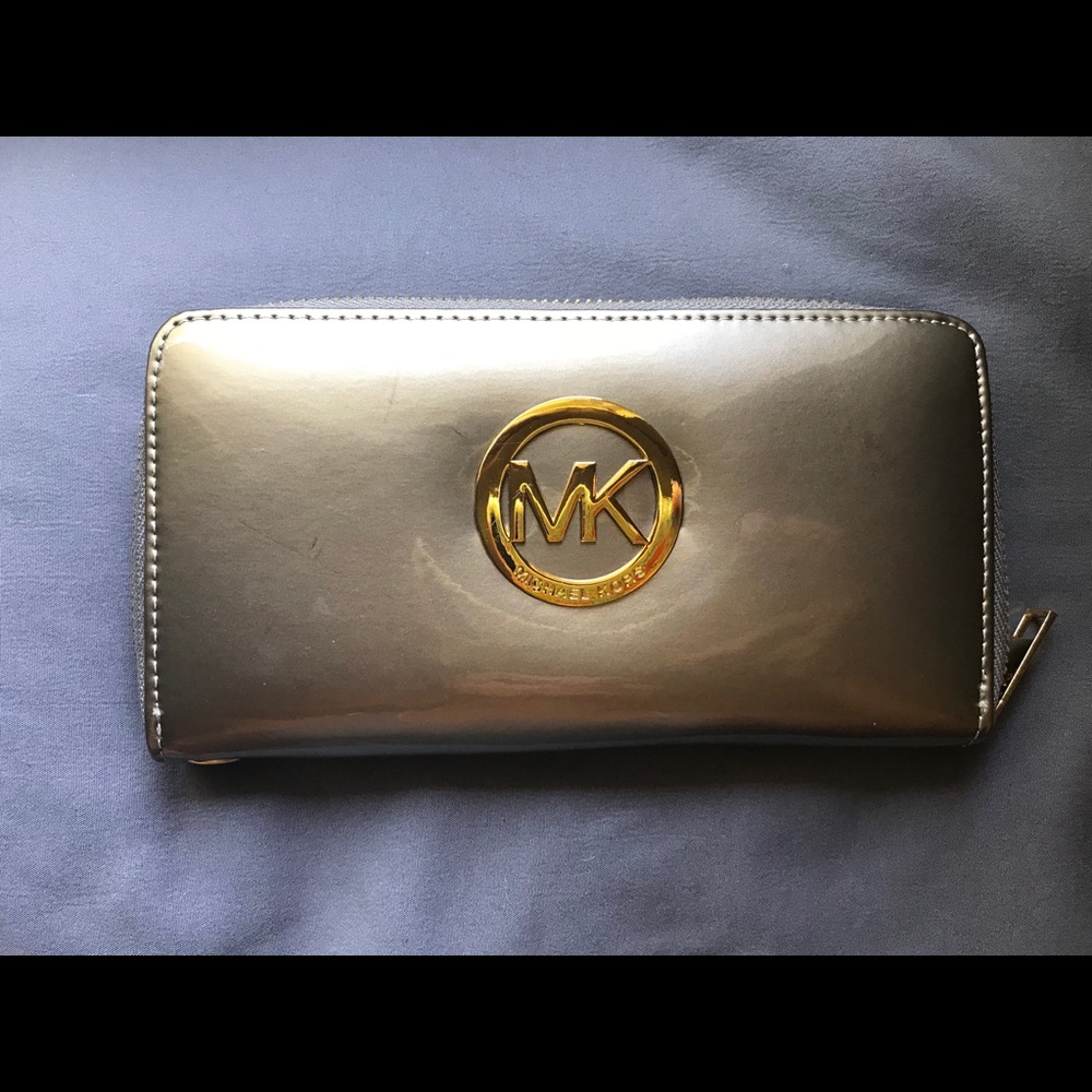Michael Kors wallet